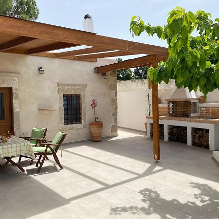 Avli House Vori Villa Luaran gambar
