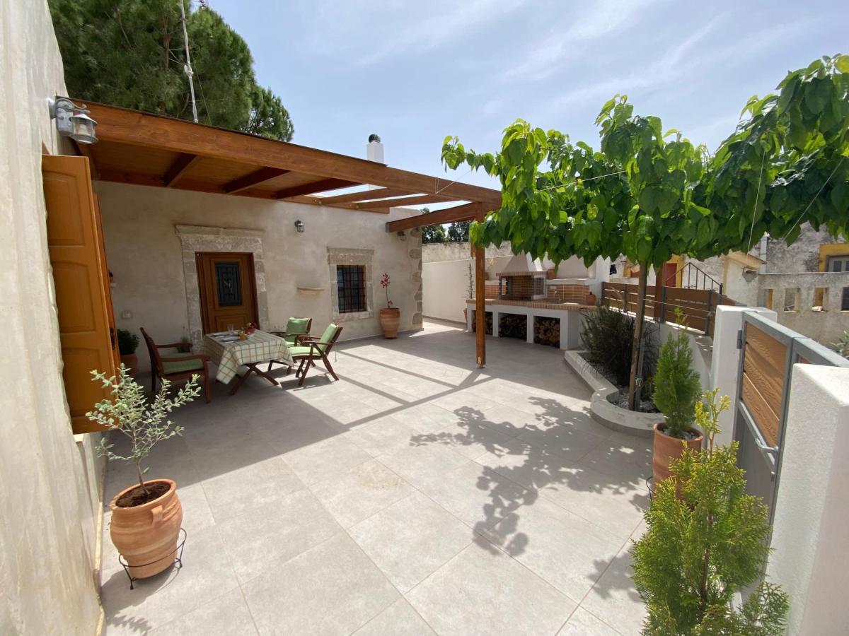 Avli House Vori Villa Luaran gambar