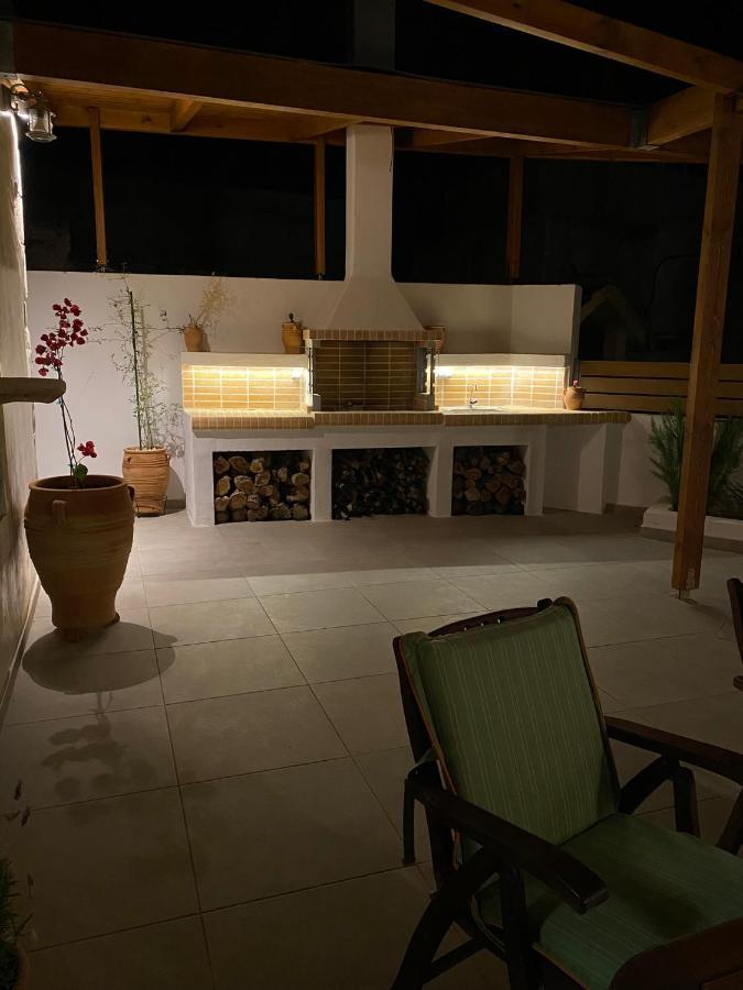 Avli House Vori Villa Luaran gambar
