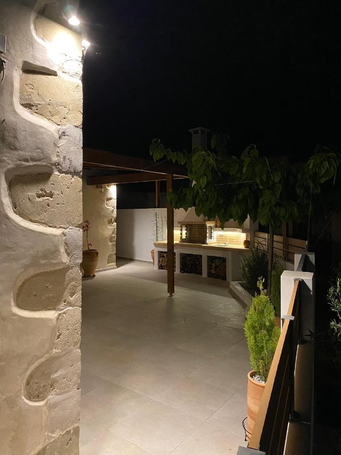 Avli House Vori Villa Luaran gambar