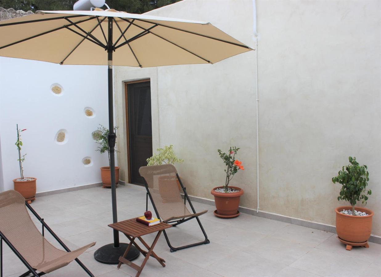 Avli House Vori Villa Luaran gambar
