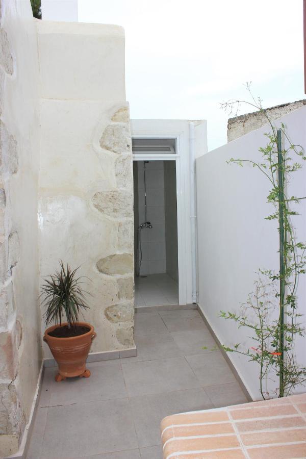 Avli House Vori Villa Luaran gambar