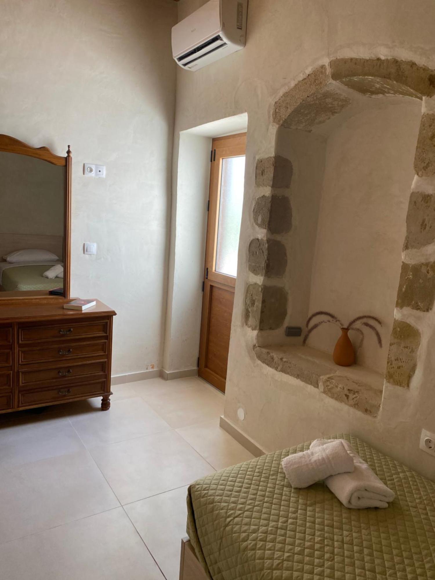 Avli House Vori Villa Luaran gambar
